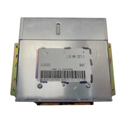 1994-95 Isuzu Trooper Engine Control Module